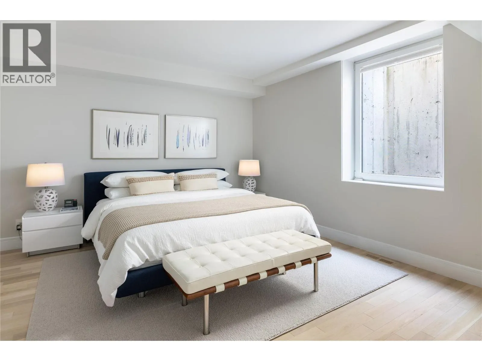 1076 Westpoint Drive