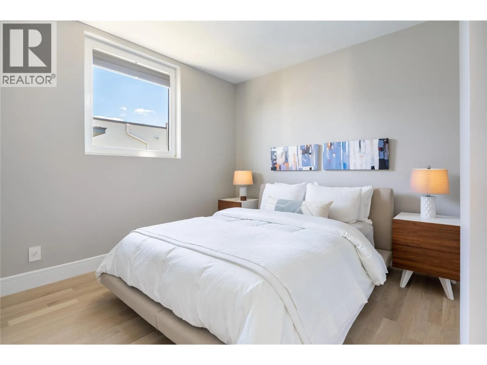 1076 Westpoint Drive