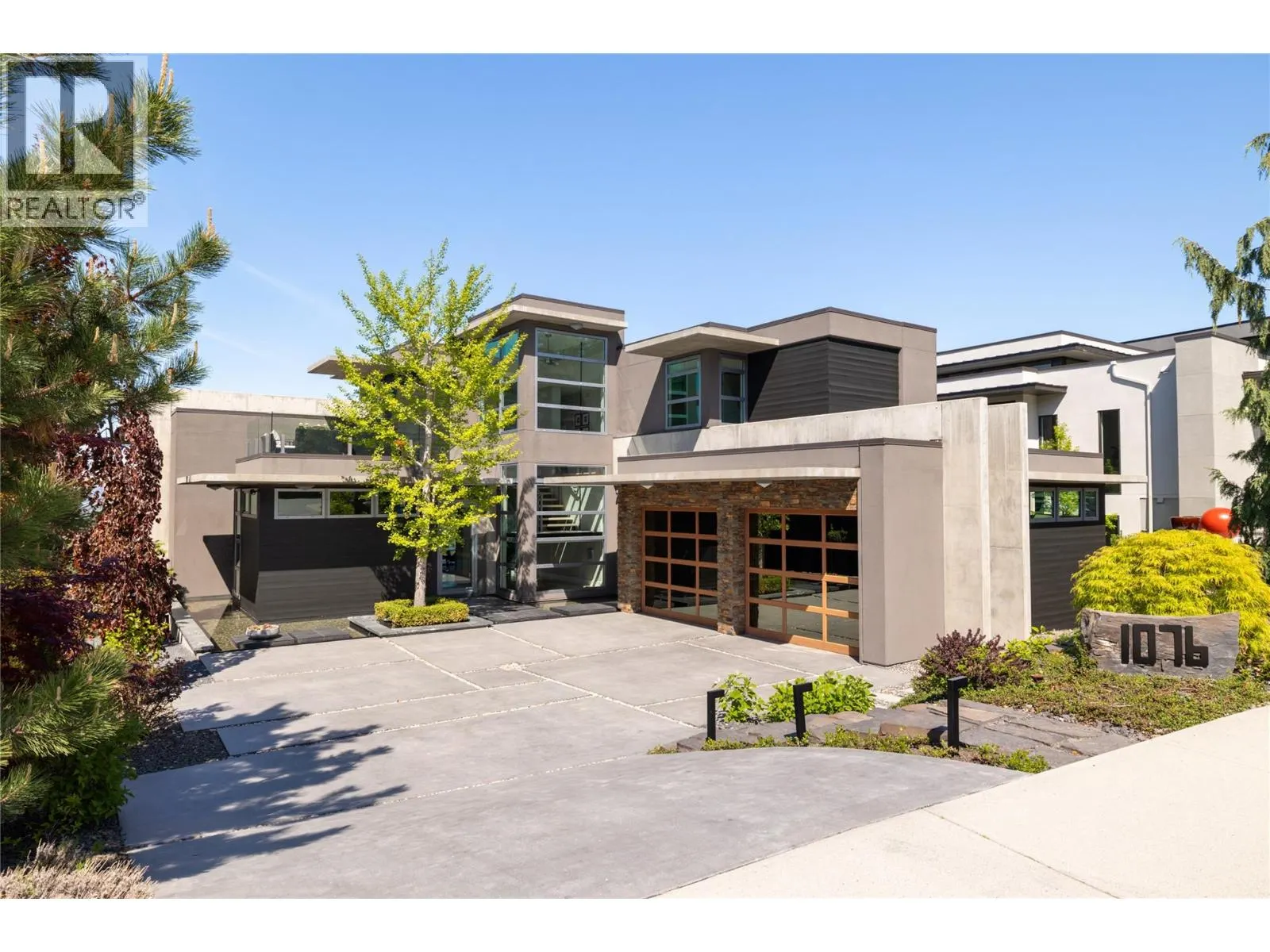 1076 Westpoint Drive