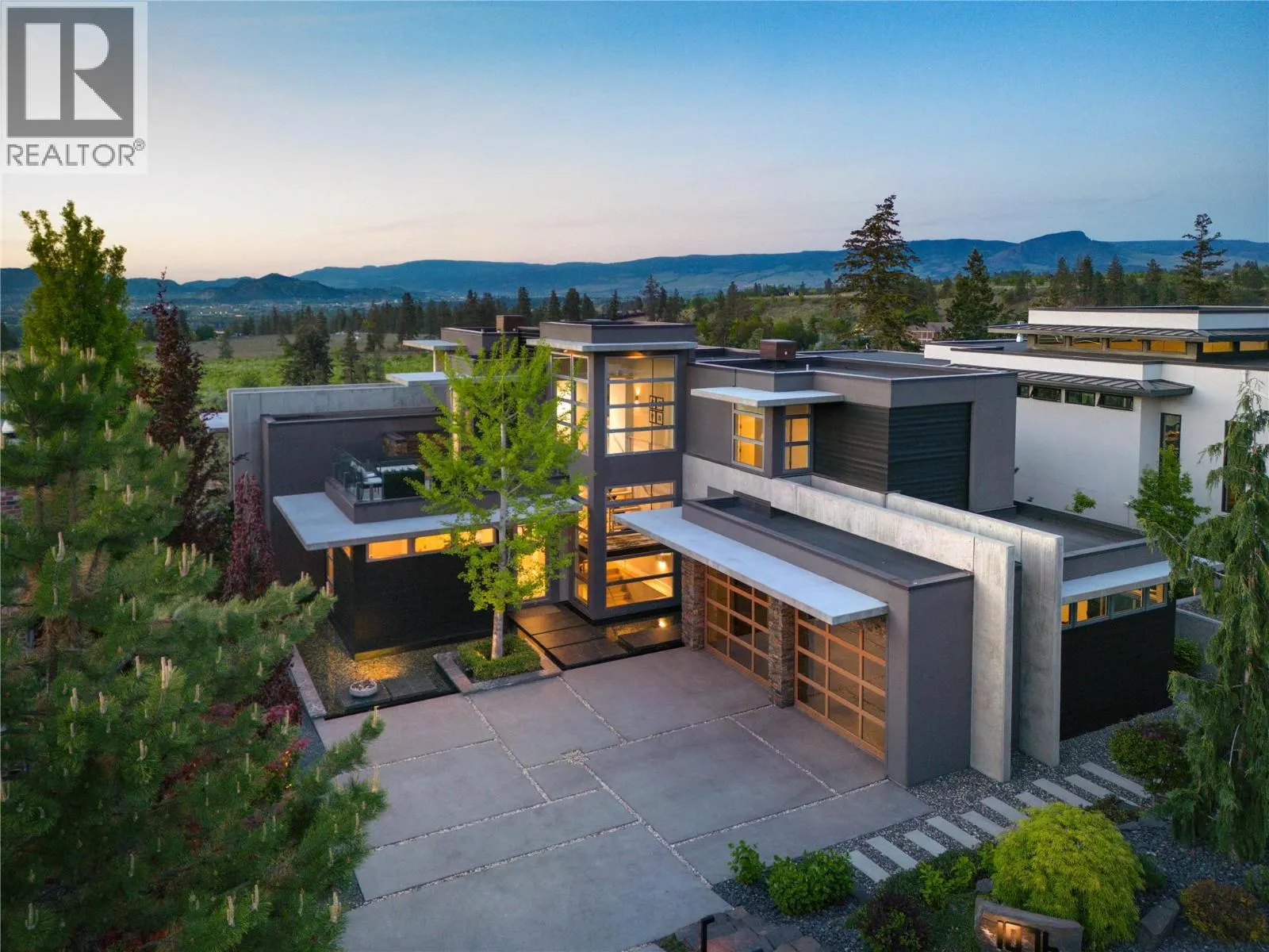 1076 Westpoint Drive