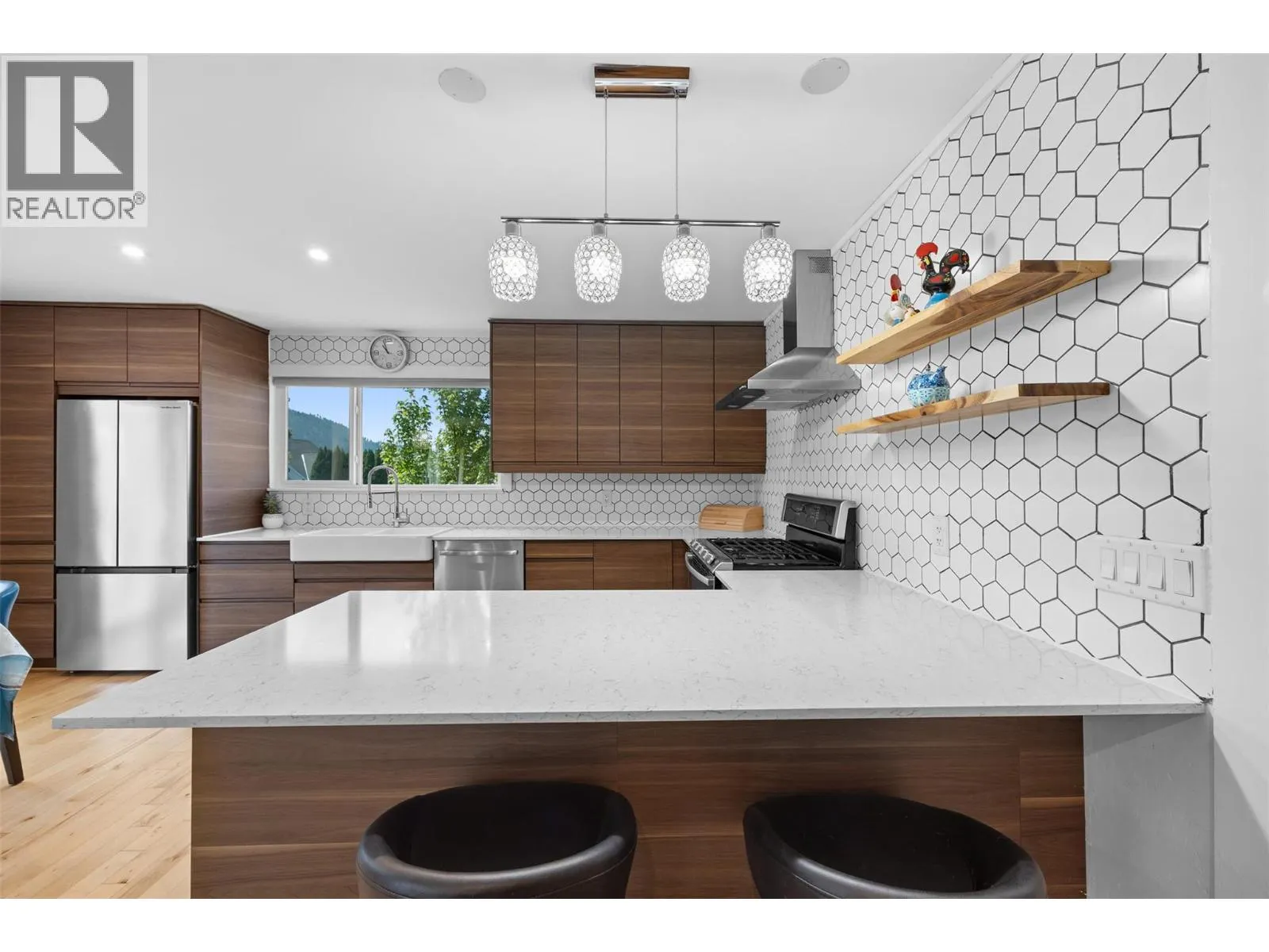 308 McTavish Road