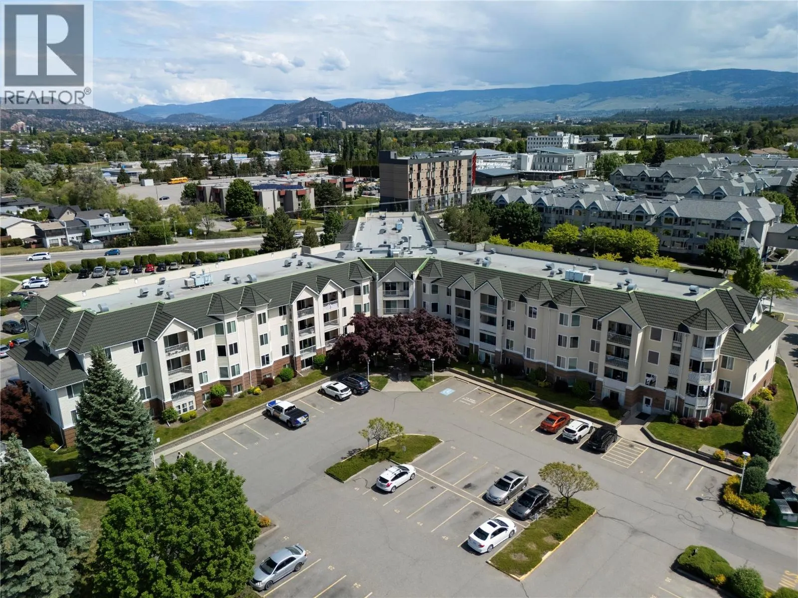 3160 Casorso Road Unit# 404