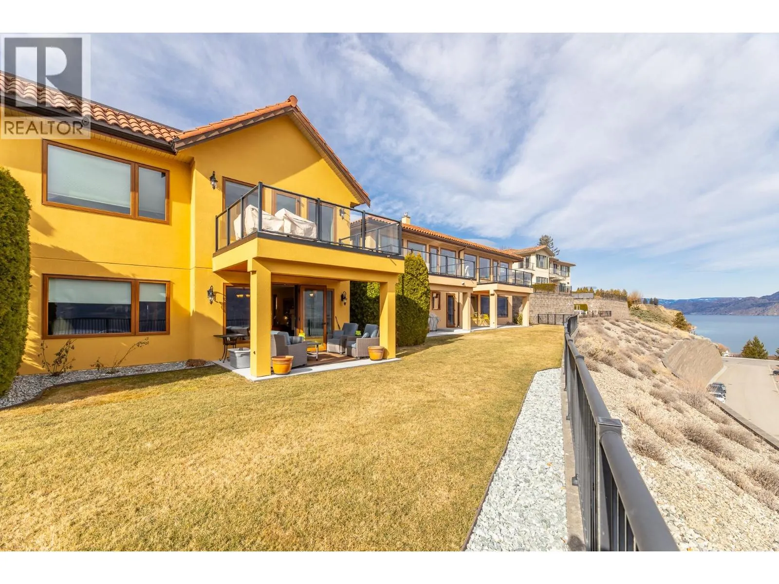 14611 Downton Avenue Unit# 102