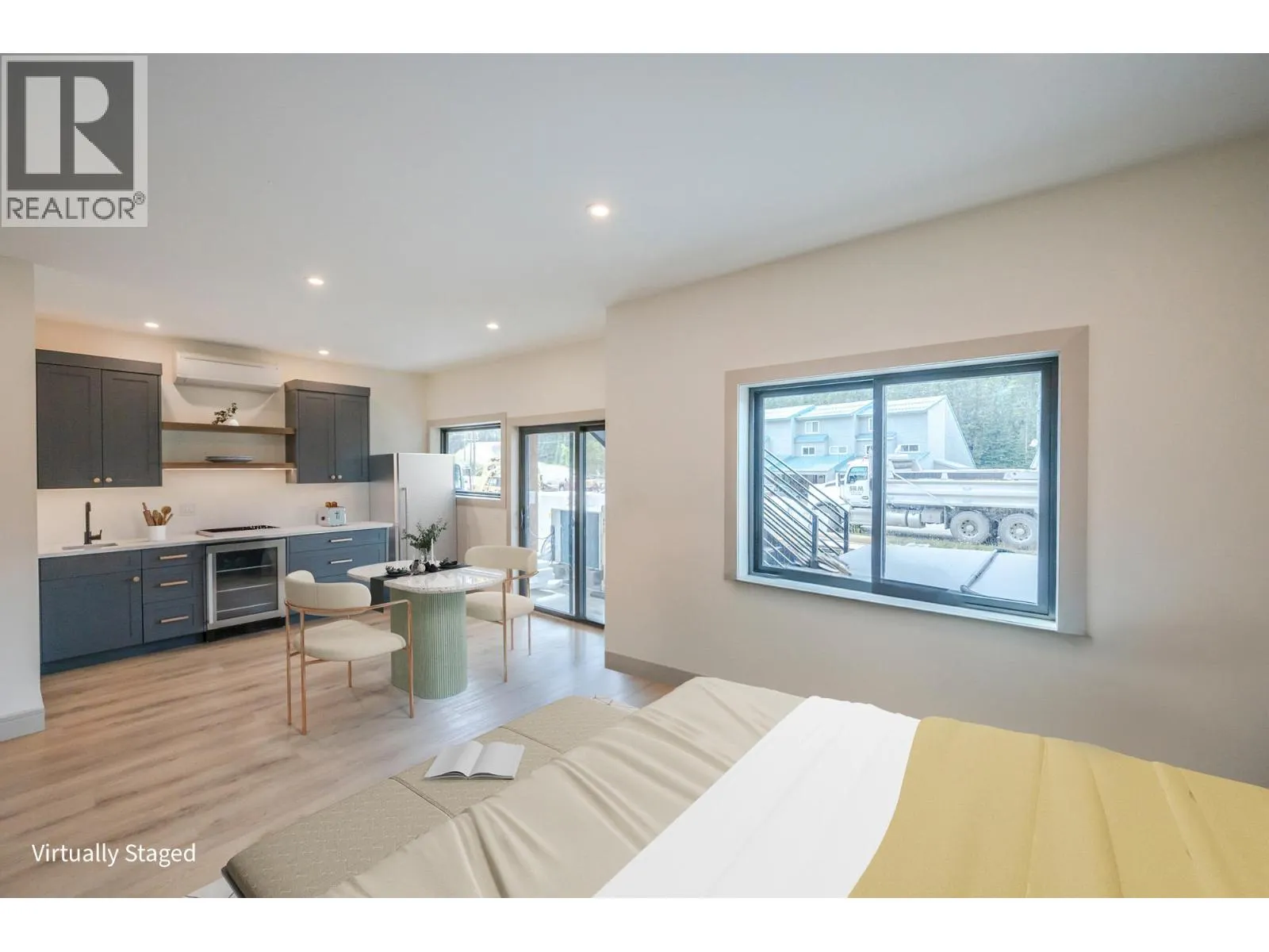 144 CLEARVIEW Crescent Unit# SL1