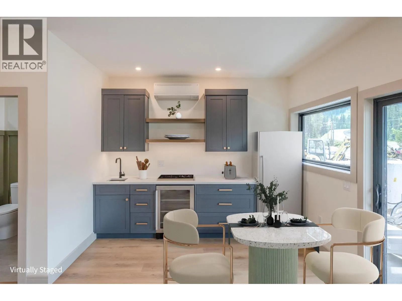 144 CLEARVIEW Crescent Unit# SL1