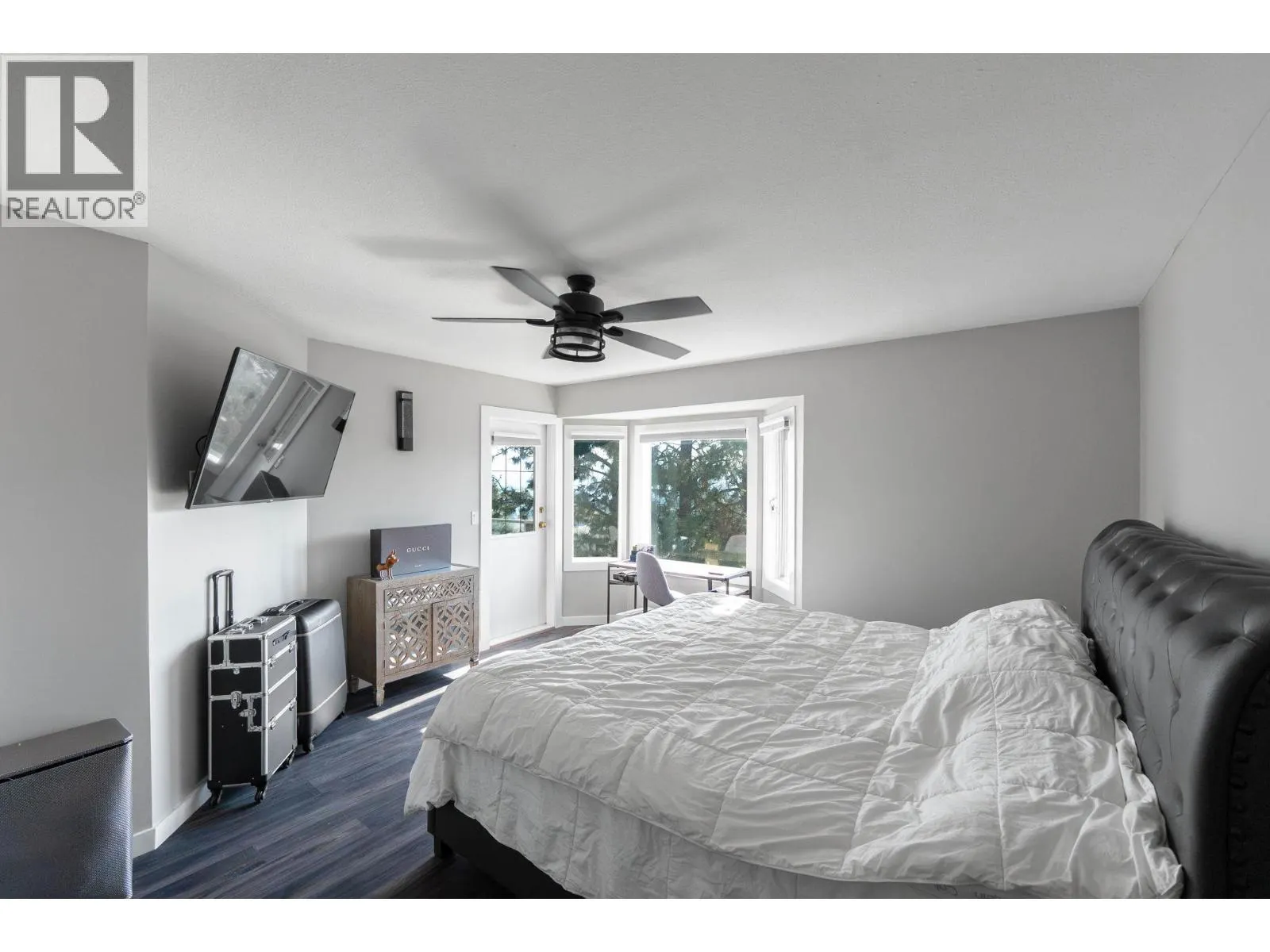 873 Horizon Court
