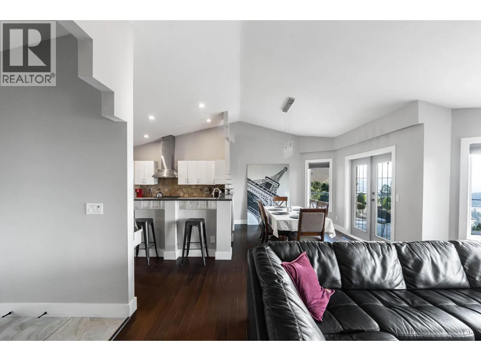 873 Horizon Court