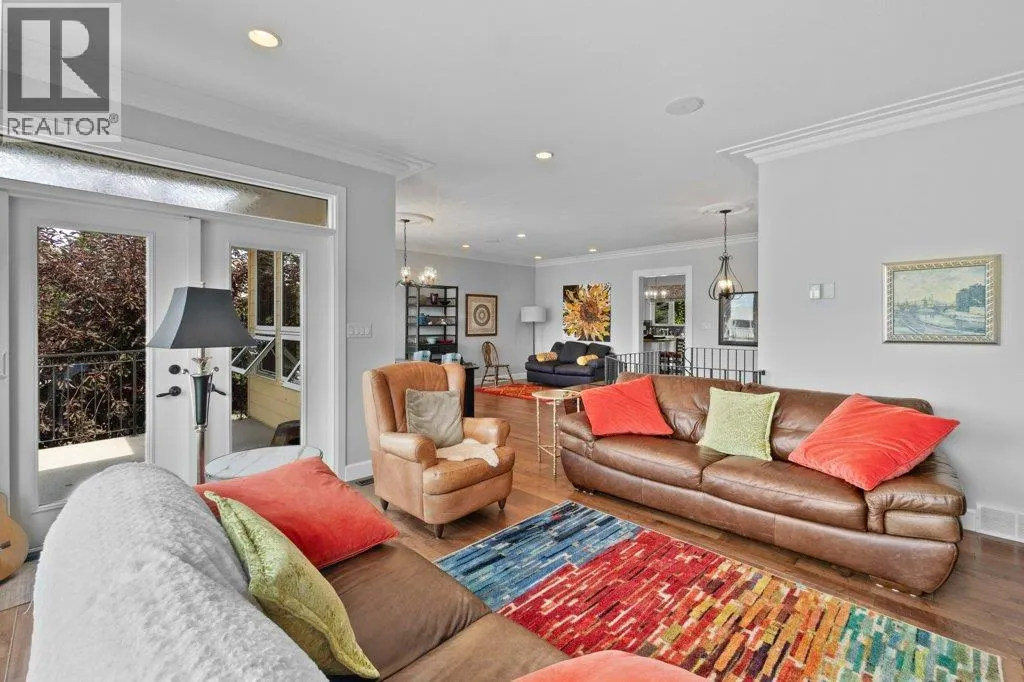 1320 12 Street SE