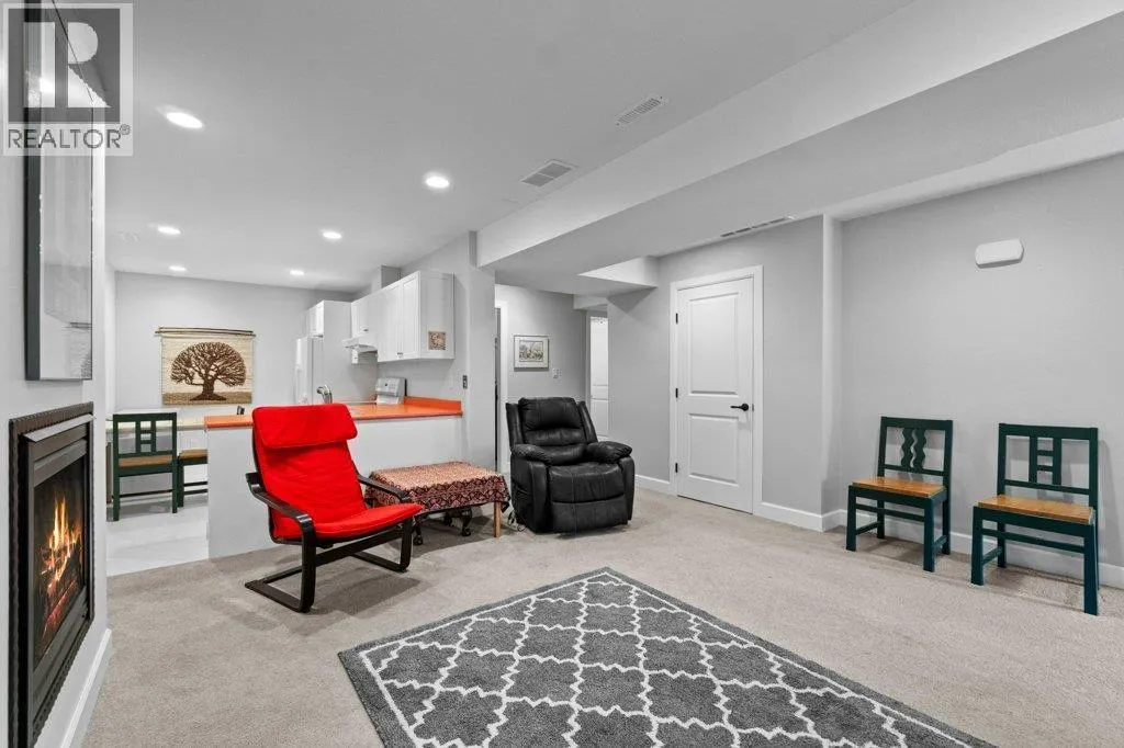 1320 12 Street SE