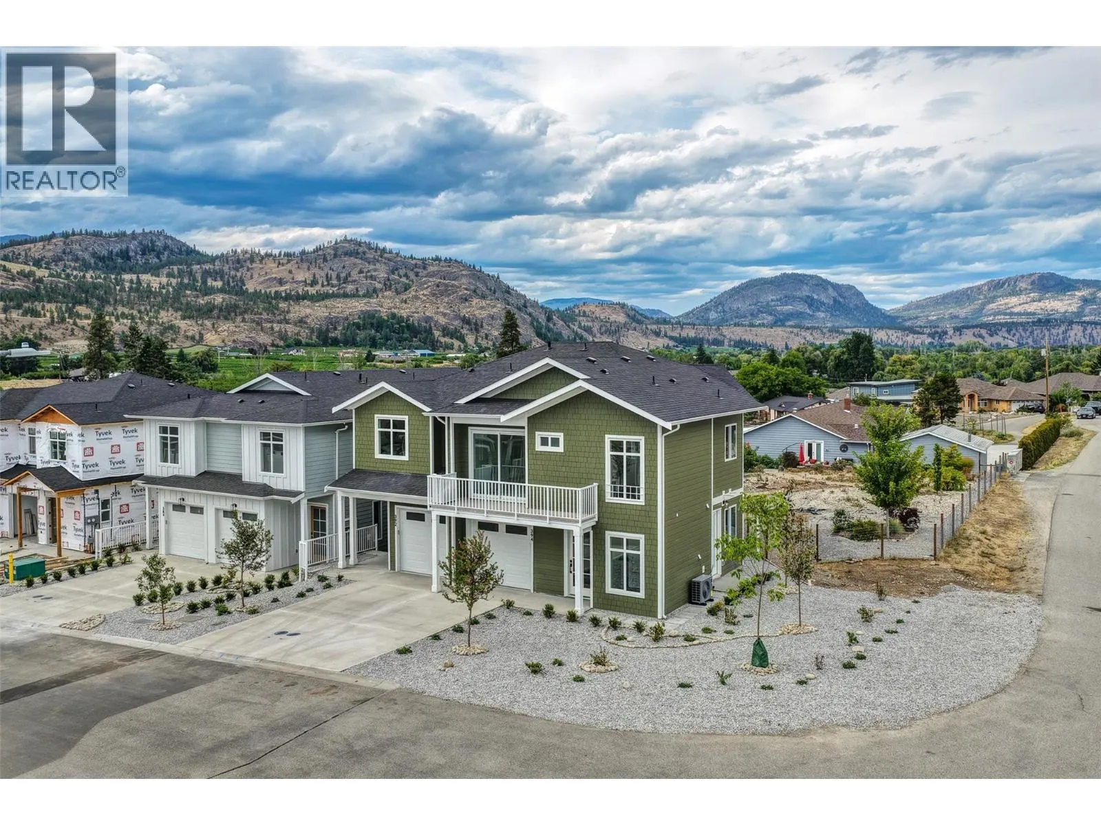 392 Chardonnay Avenue