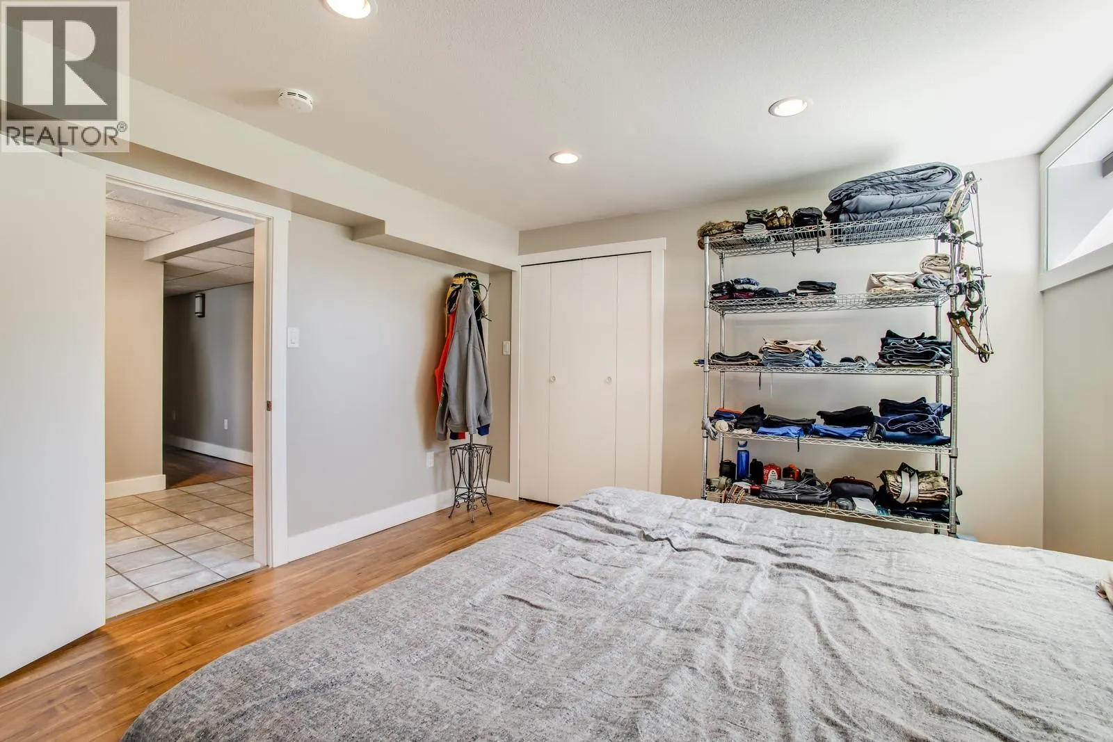 1552 Pinehurst Crescent