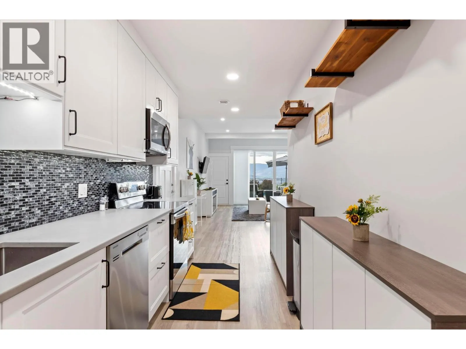 5564 Upper Mission Drive