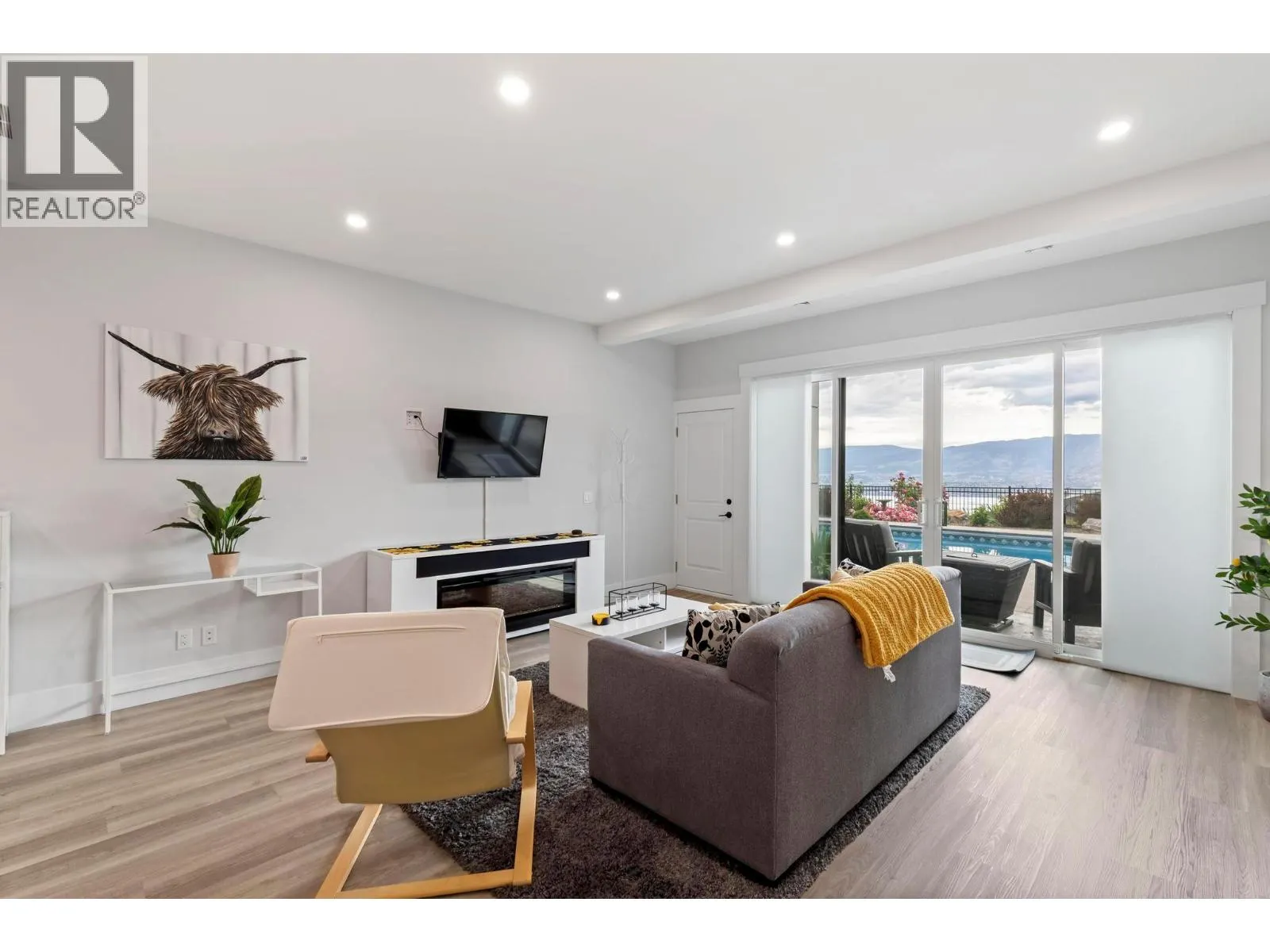 5564 Upper Mission Drive