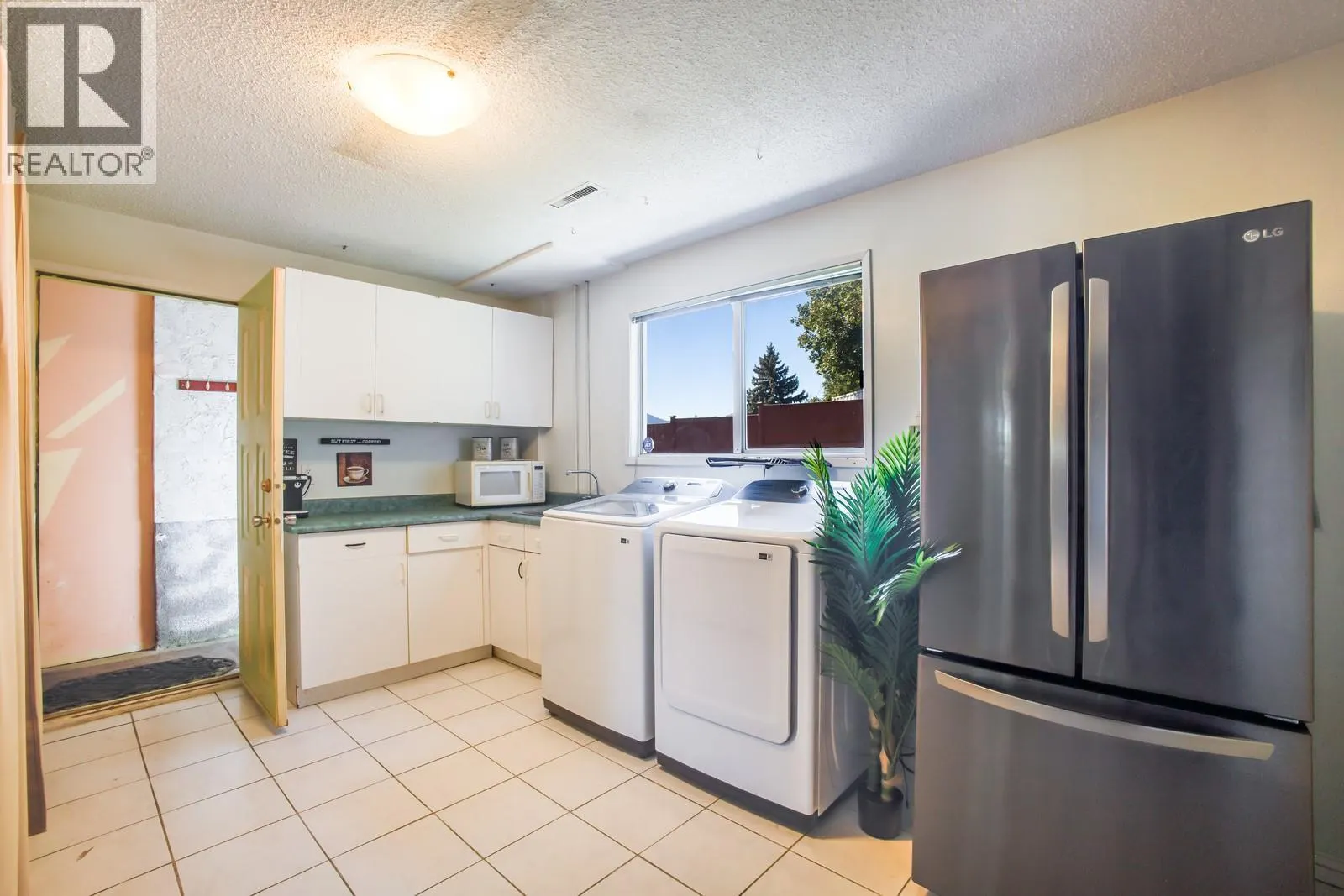 3088 Beverly Place