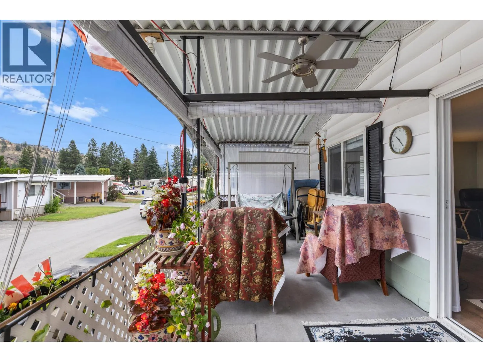 1929 97 Highway S Unit# 29
