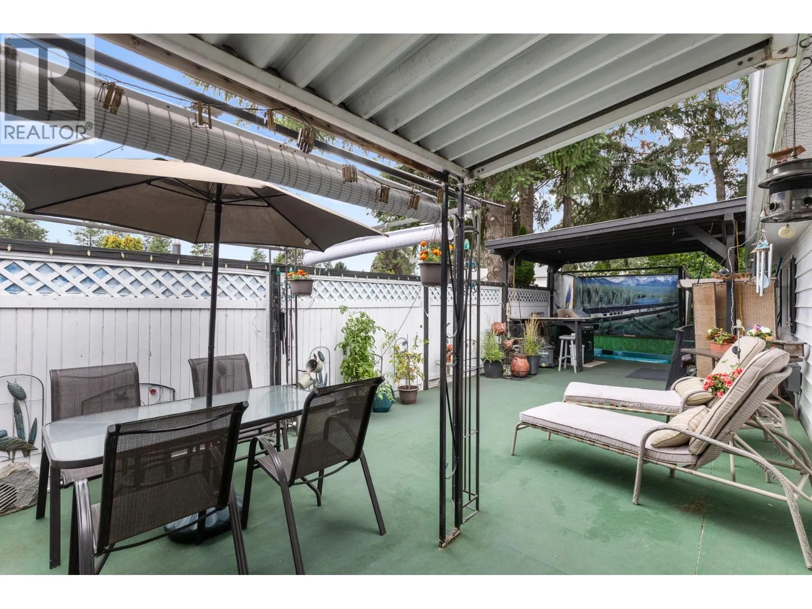 1929 97 Highway S Unit# 29