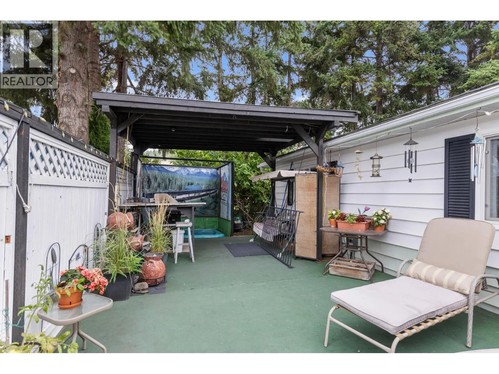 1929 97 Highway S Unit# 29
