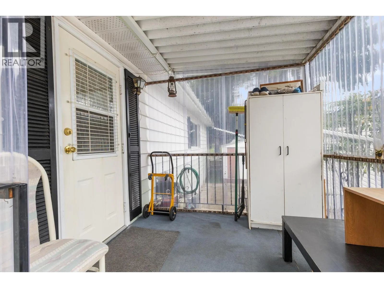 1929 97 Highway S Unit# 29
