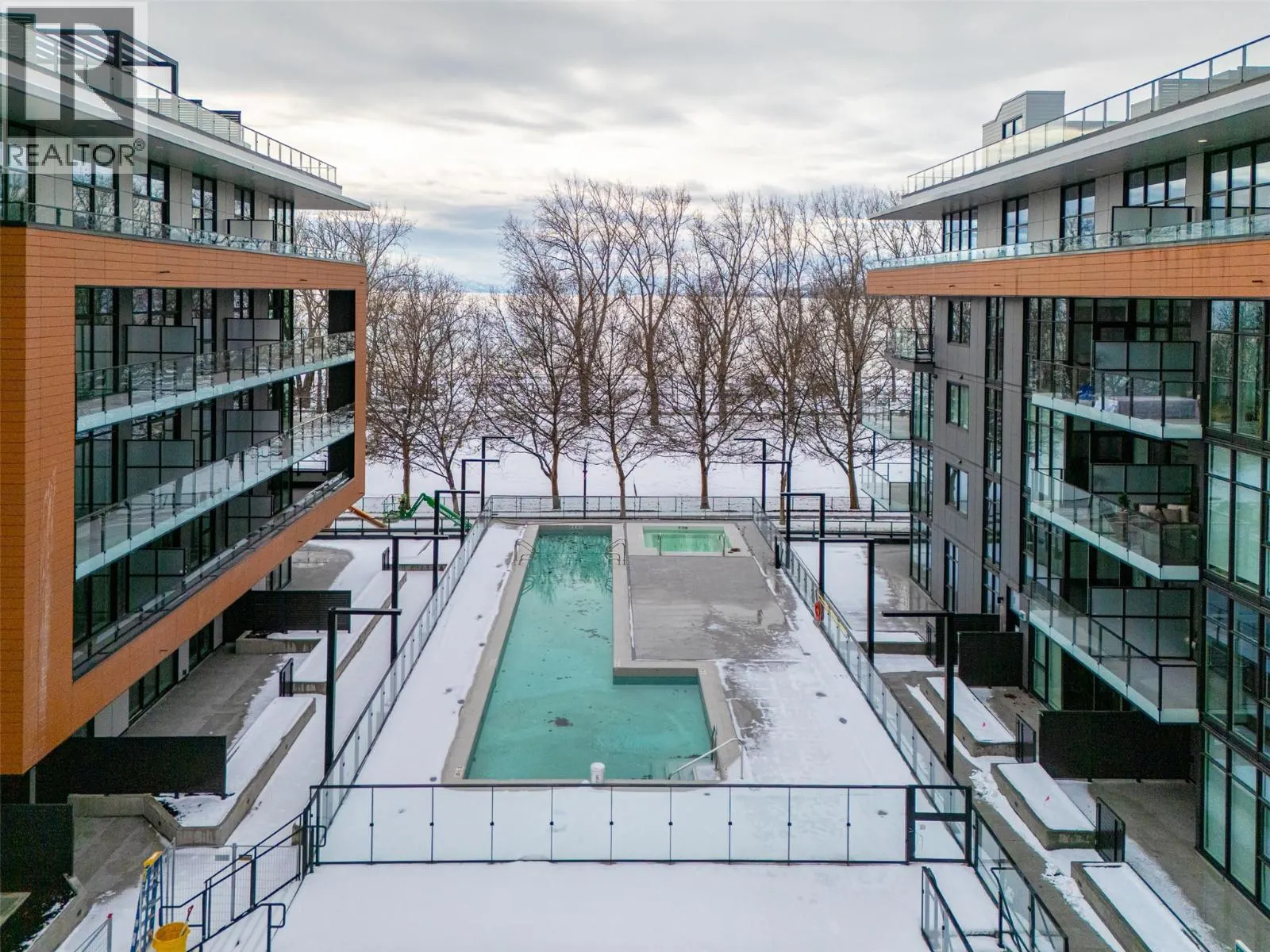 3389 LAKESHORE Road Unit# 312 Lot# 35