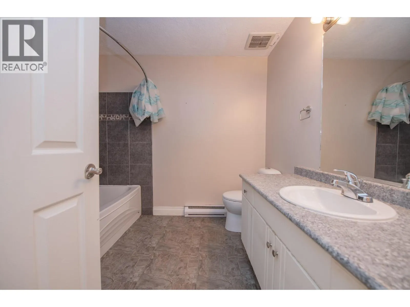 4800 Heritage Drive Unit# 15