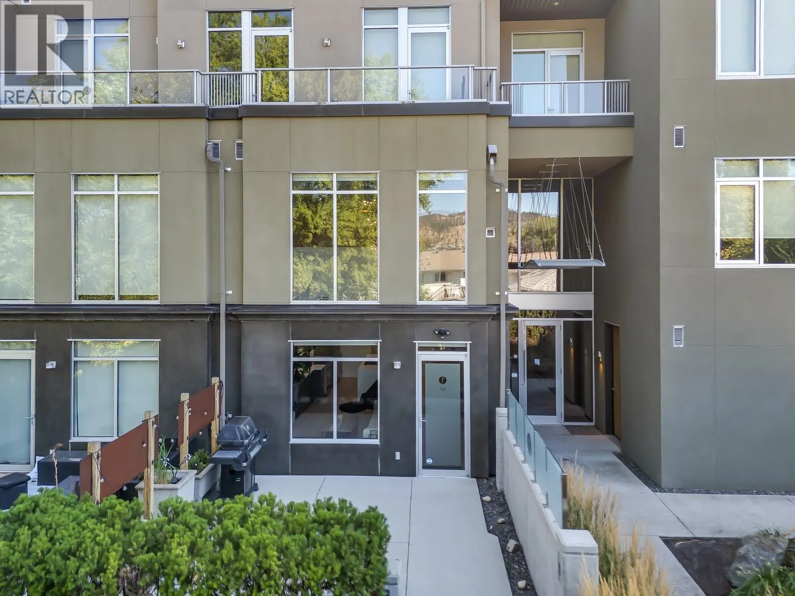 1495 Graham Street Unit# 124