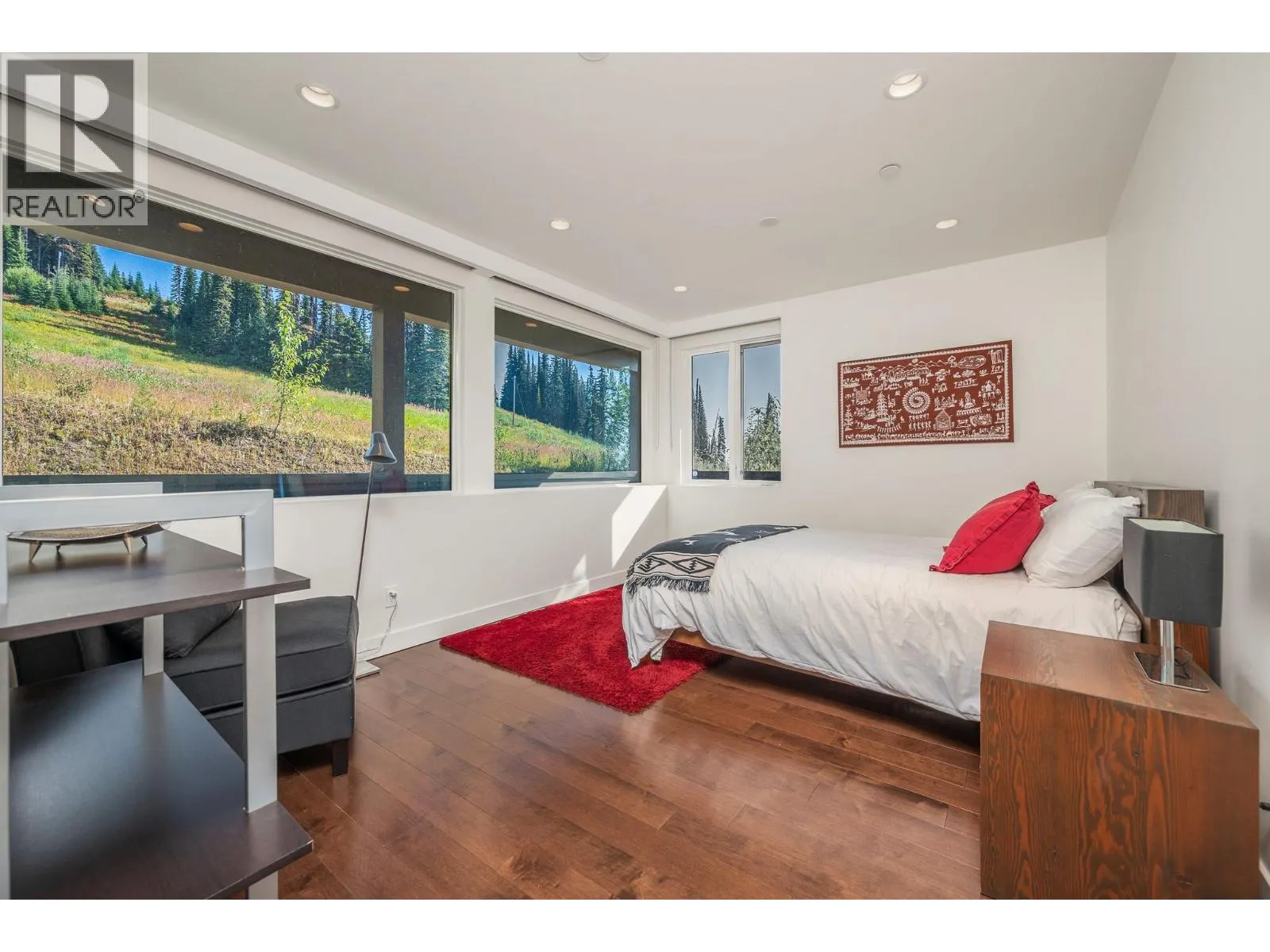 505 Arnica Lane