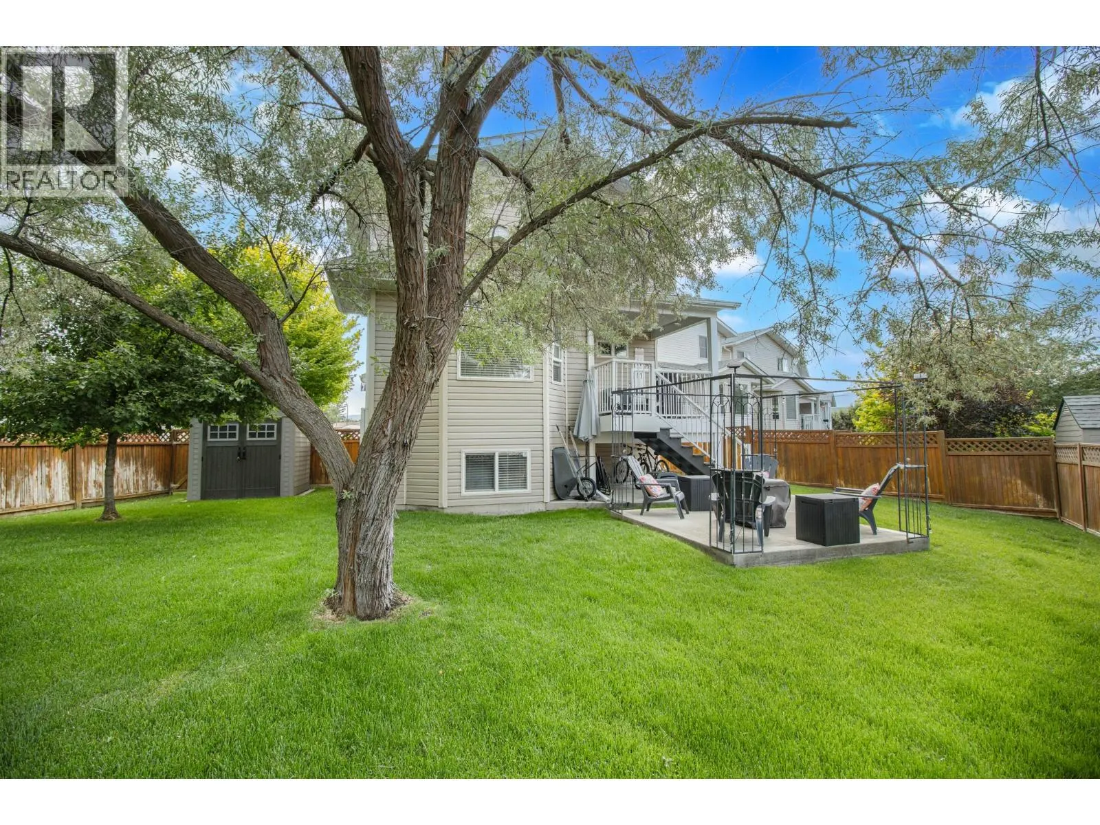 B-2516 MCLEARY Crescent N