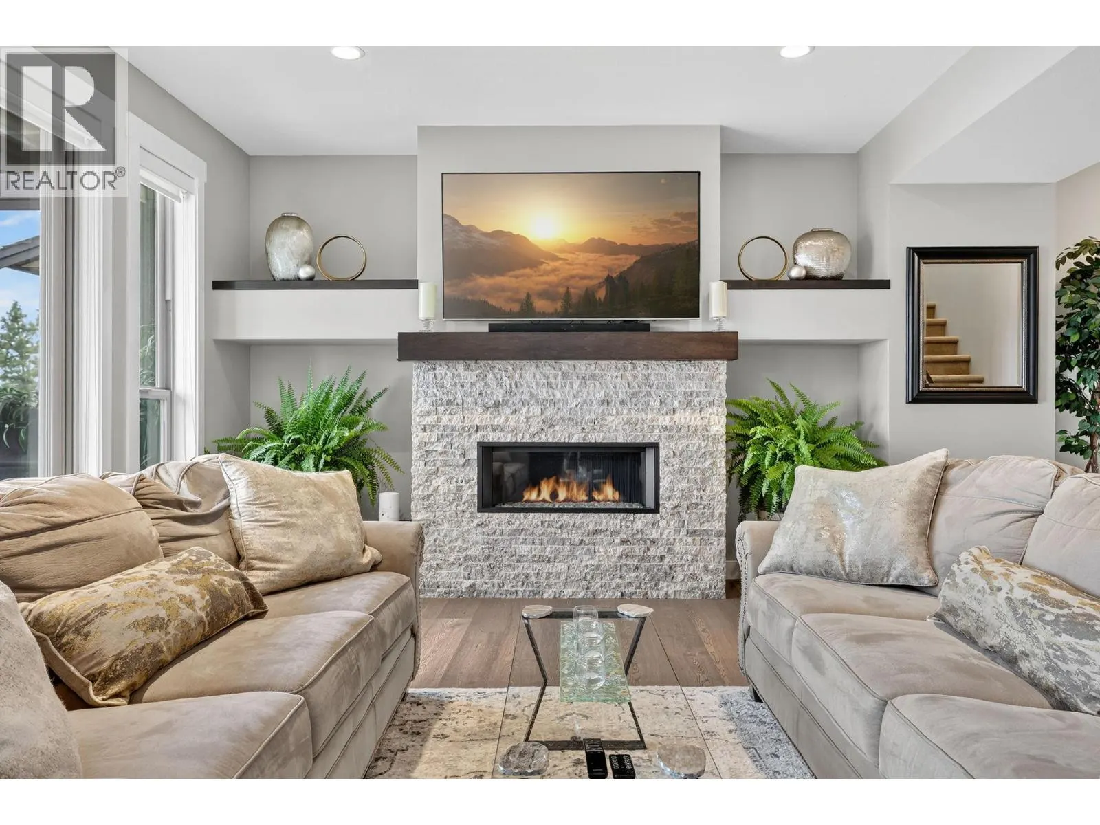1870 Rosealee Lane Unit# 17