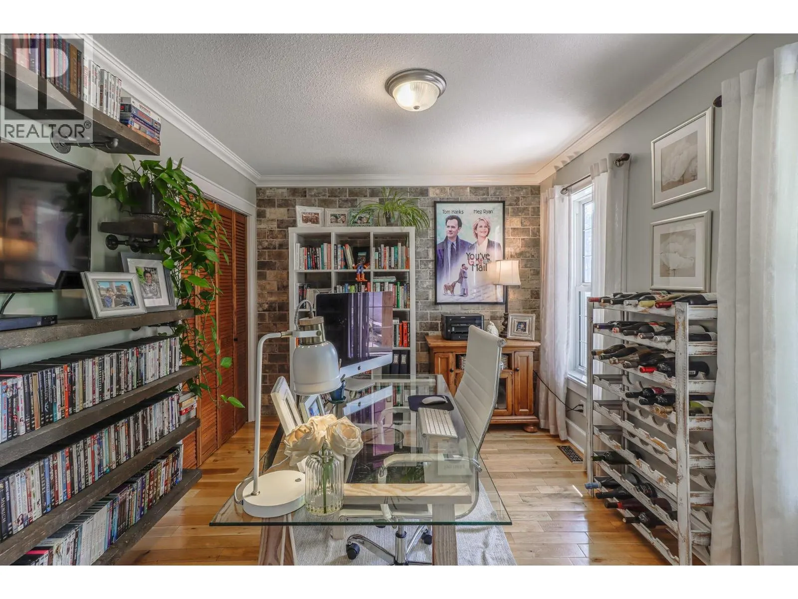 512 WILDWOOD Drive