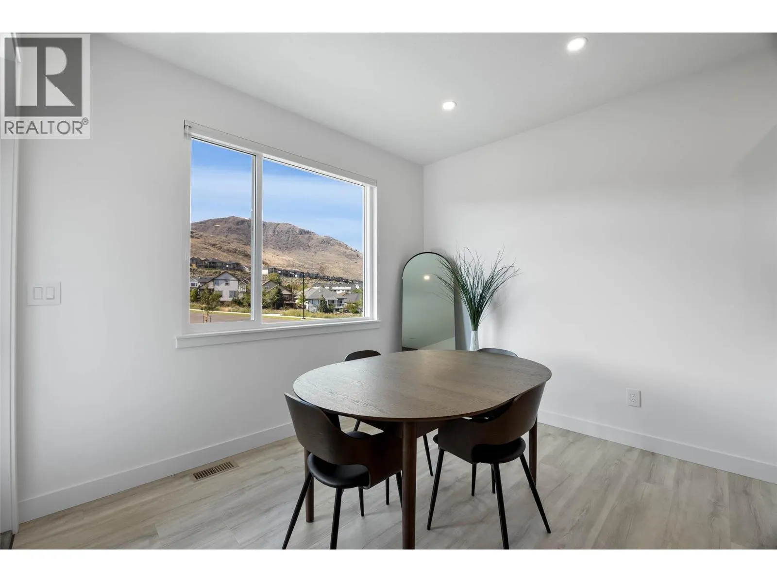2050 Grasslands Boulevard Unit# 147