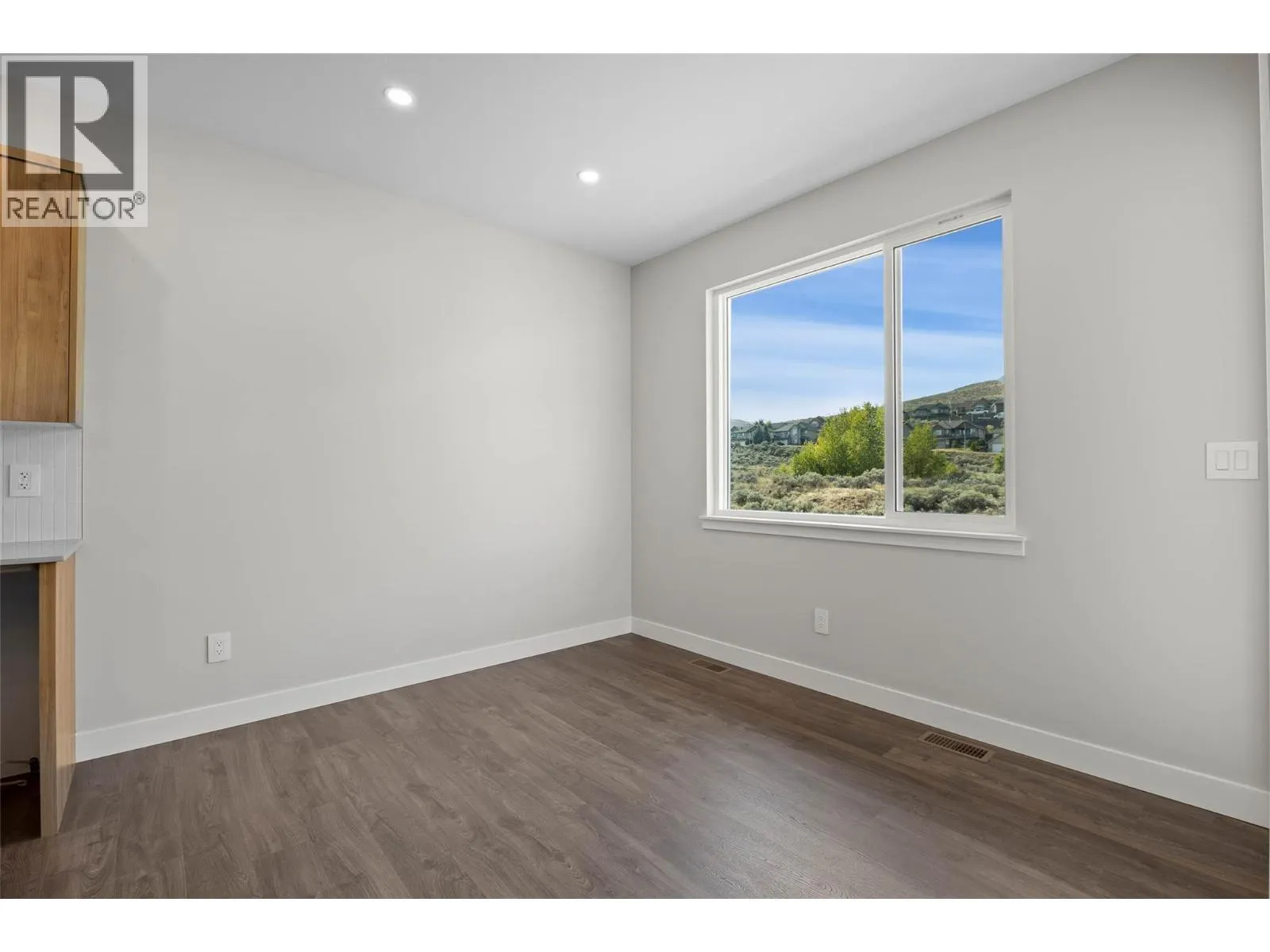 2050 Grasslands Boulevard Unit# 148