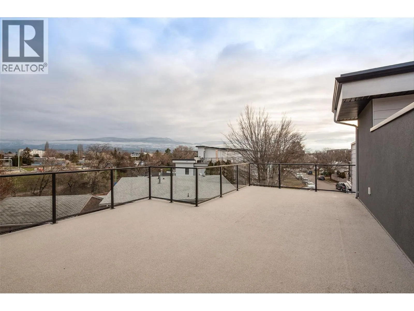 732 Coopland Crescent Unit# 4