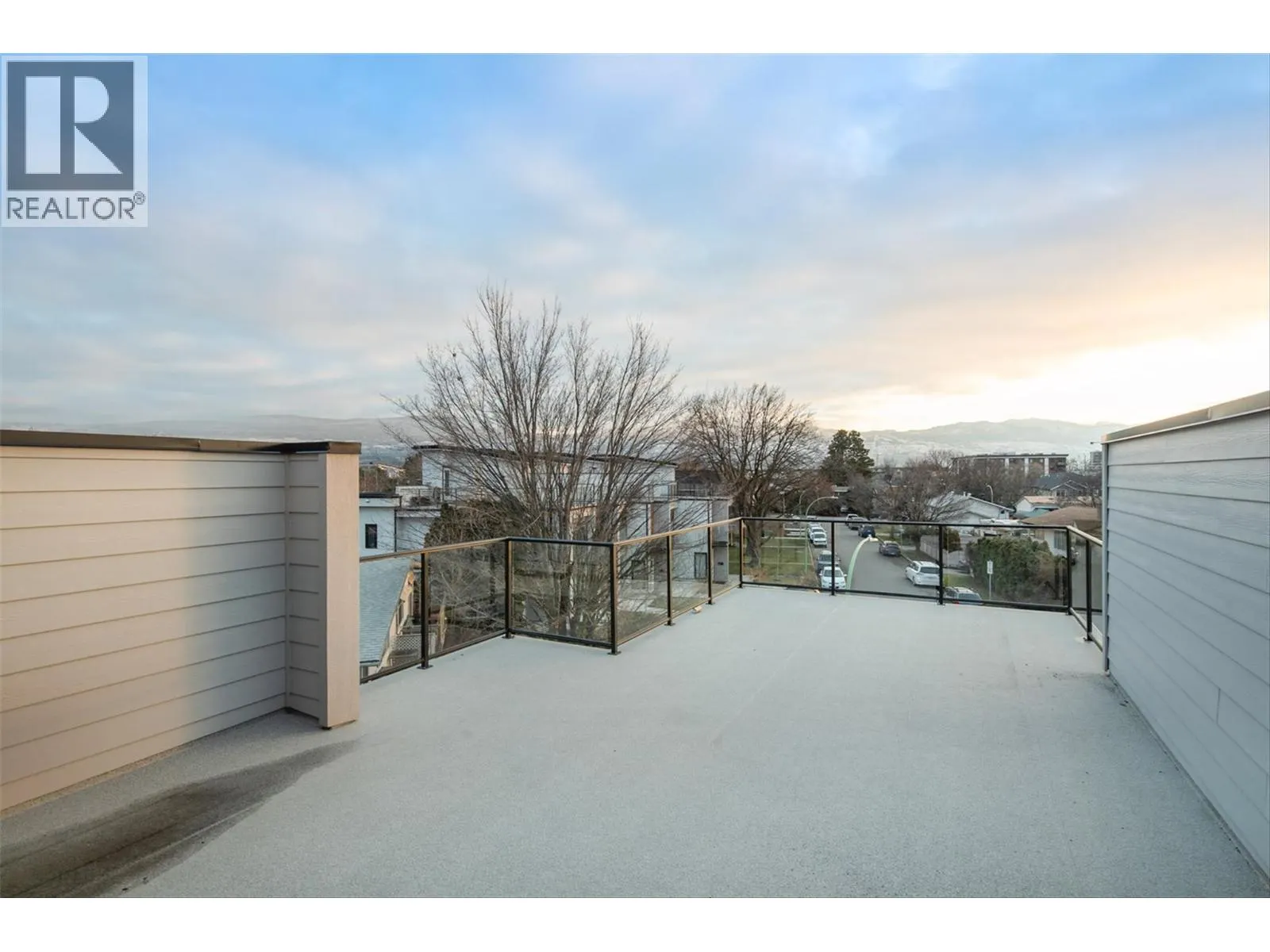 732 Coopland Crescent Unit# 3