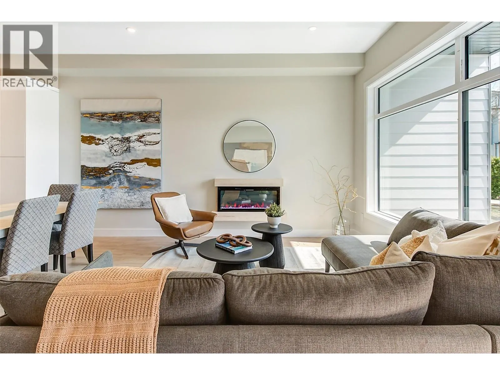 732 Coopland Crescent Unit# 3