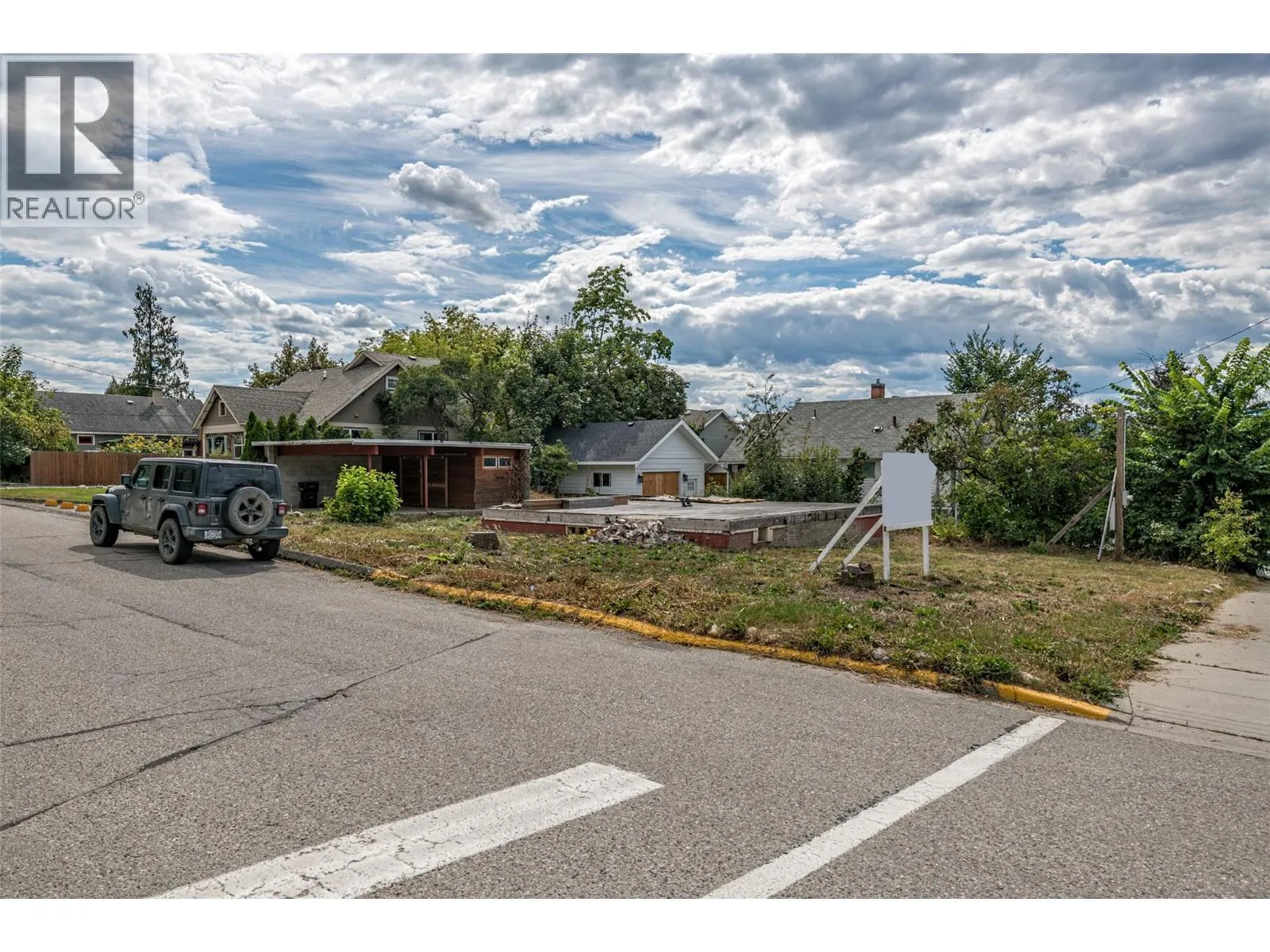 2500 30 Avenue Unit# Lot 1