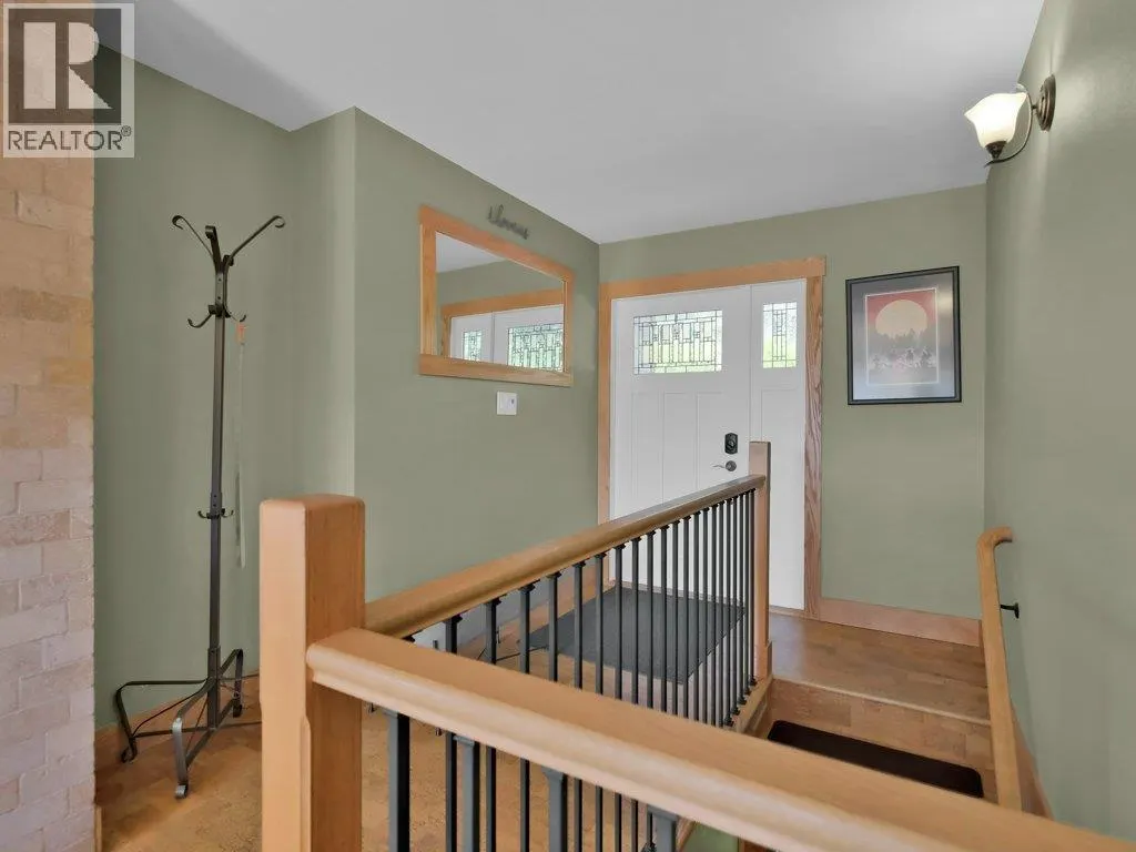 6475 Blue Jay Road