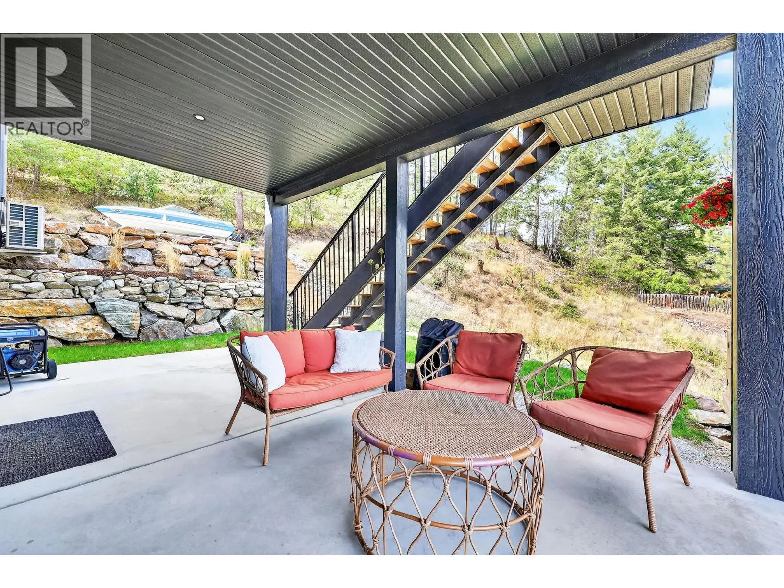 10 Valley Drive