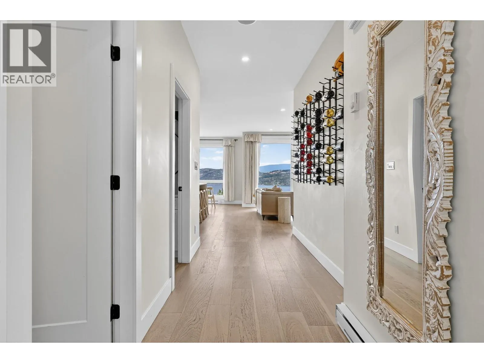 10 Valley Drive