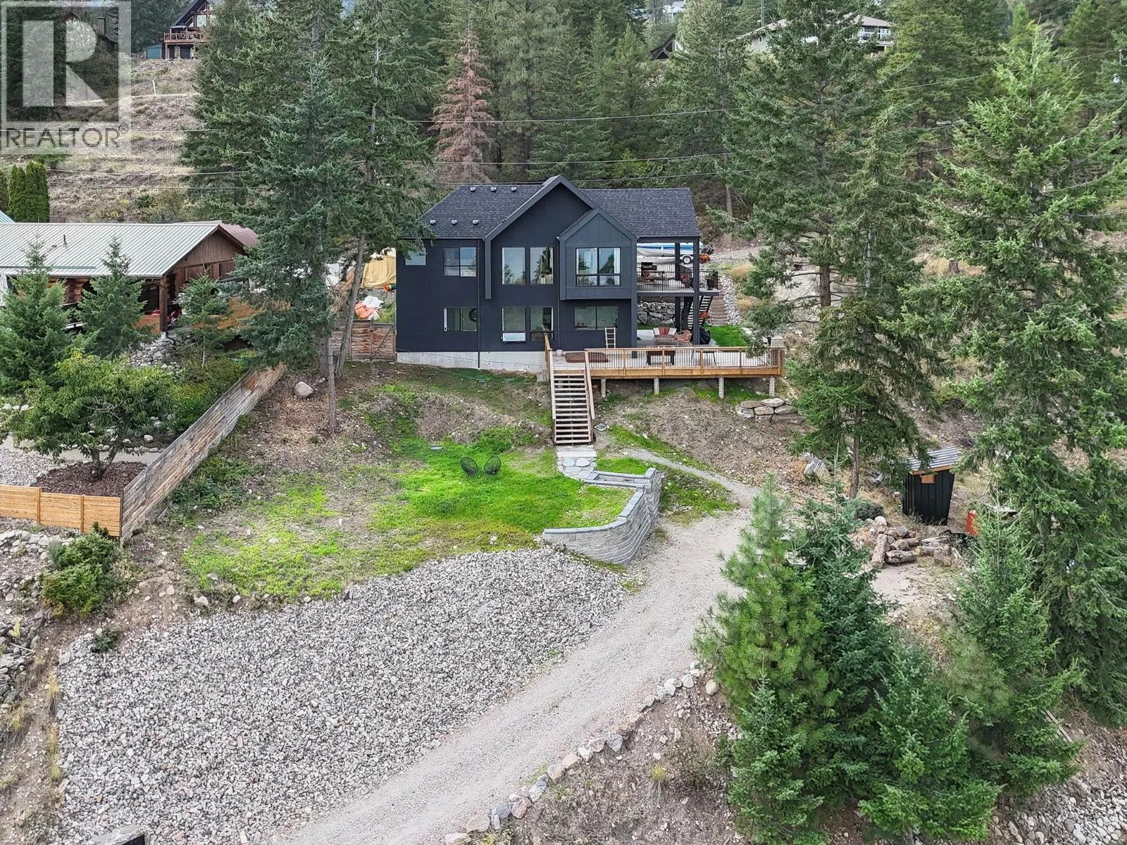10 Valley Drive