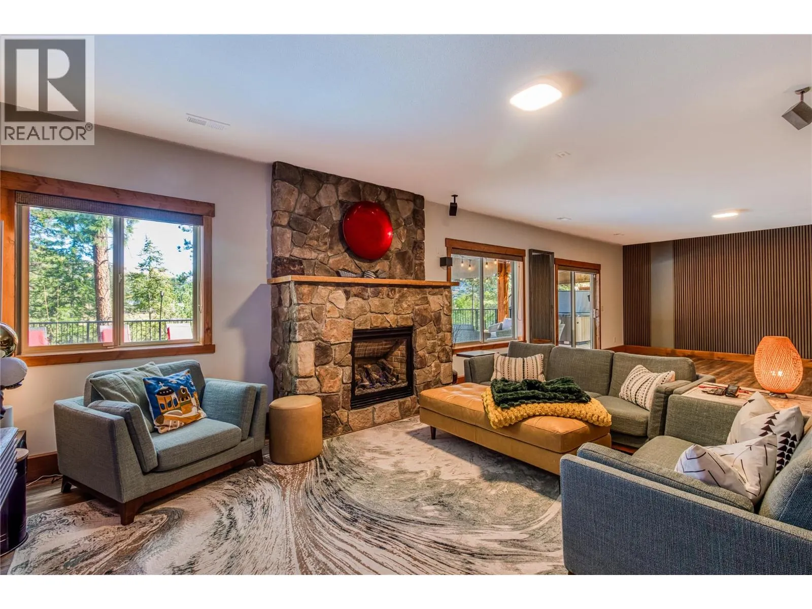 1604 Kloppenburg Road