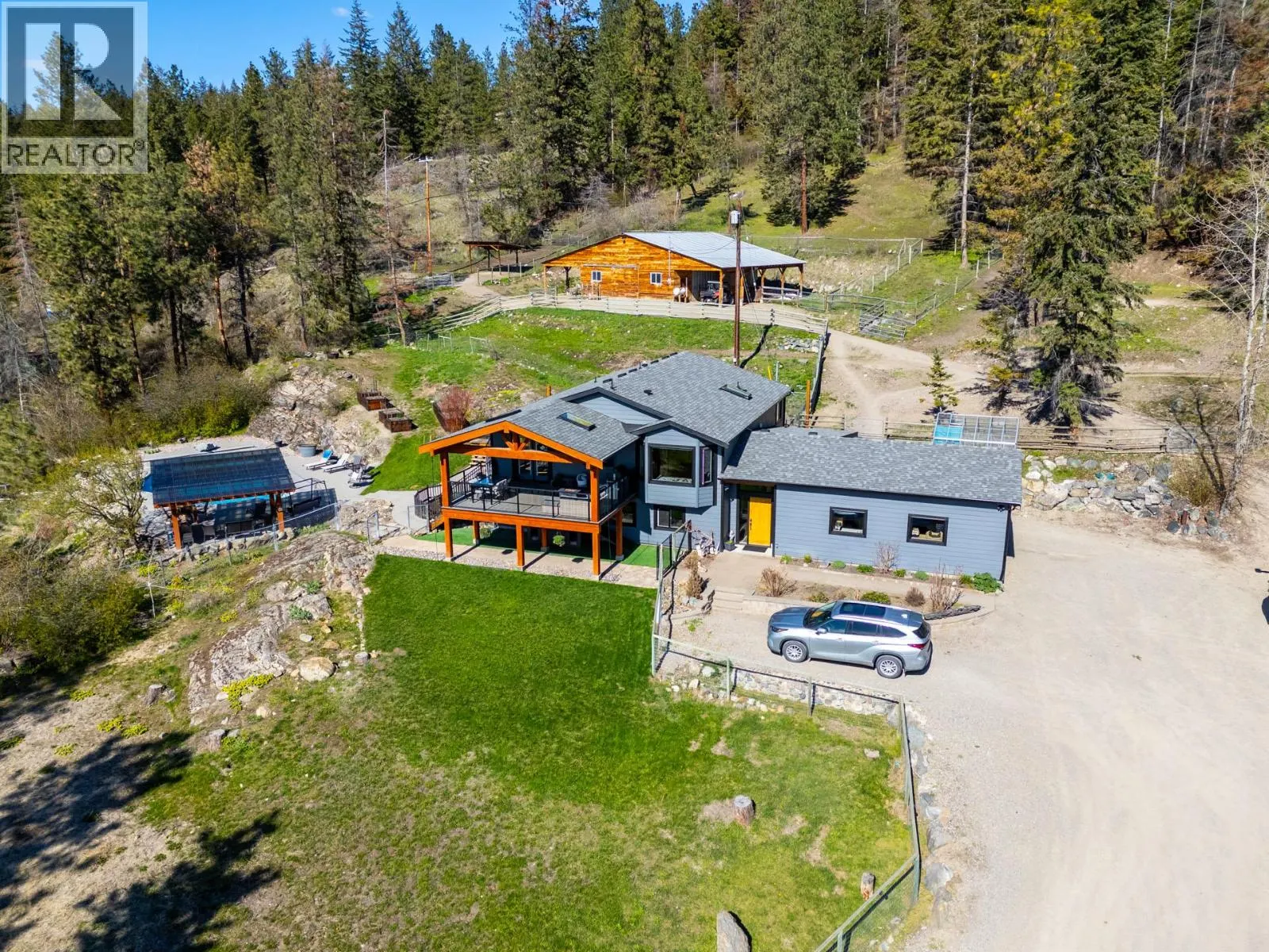 6025 Farmers Drive