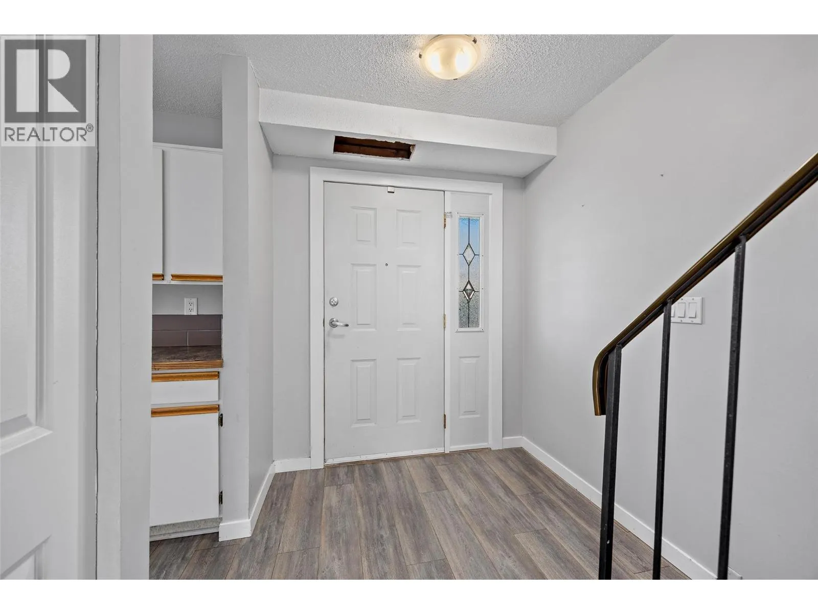 1283 Bernard Avenue Unit# 4