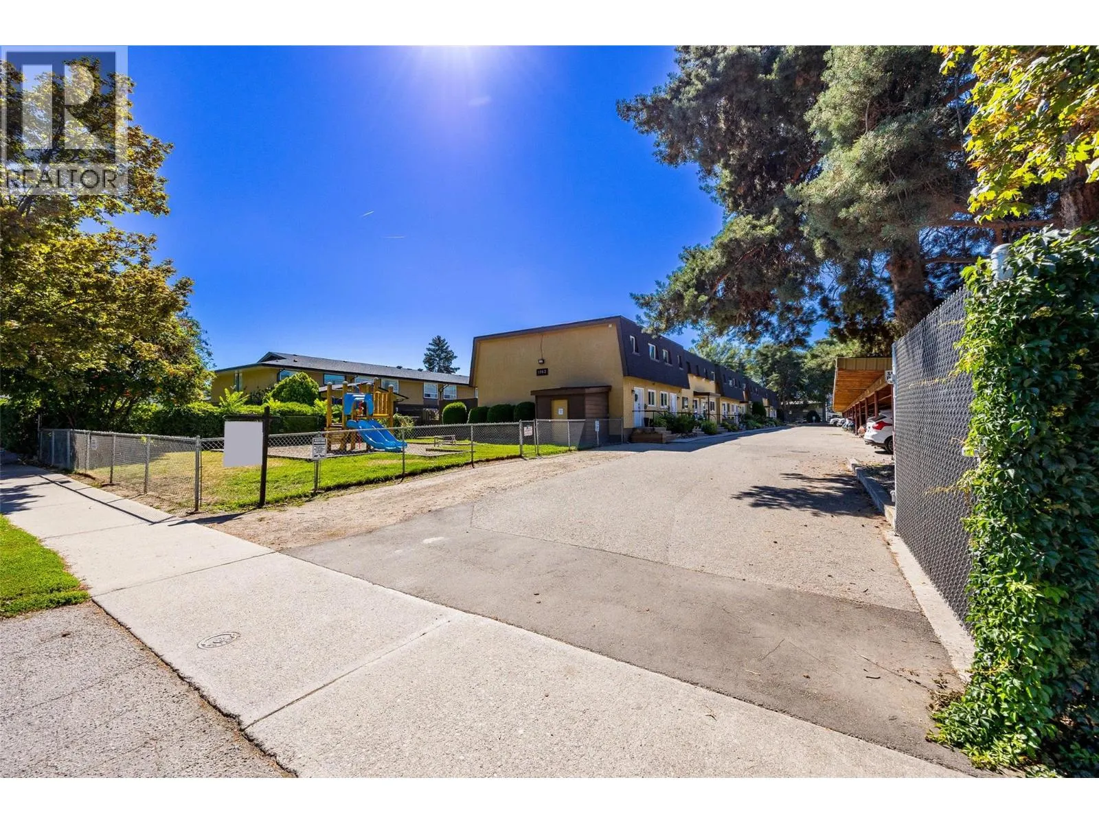 1283 Bernard Avenue Unit# 4