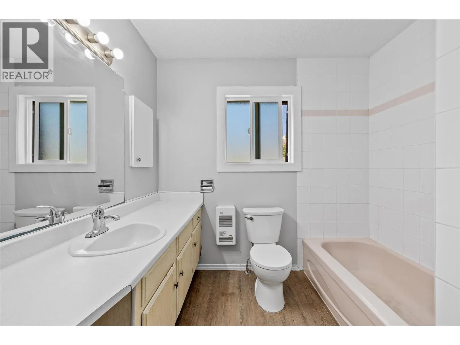 1283 Bernard Avenue Unit# 4