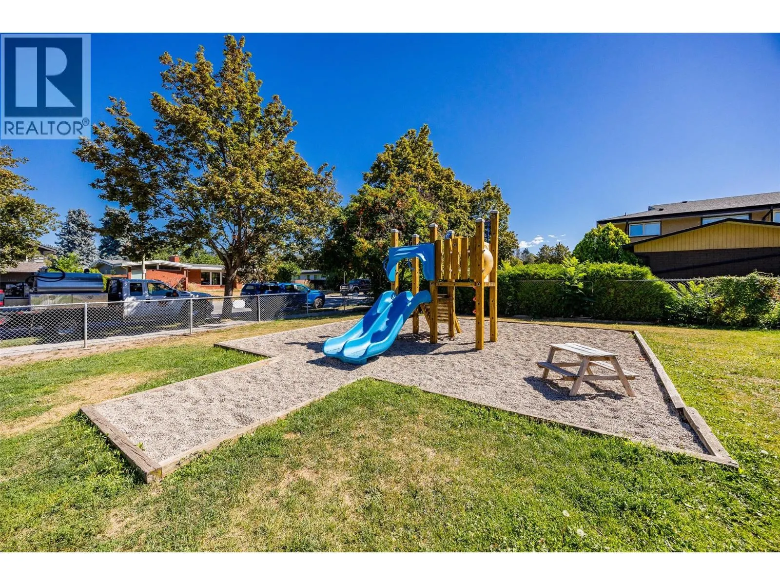 1283 Bernard Avenue Unit# 4