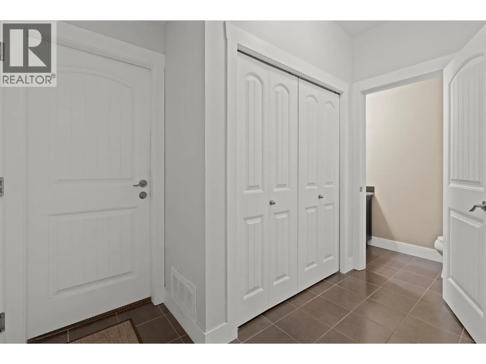 995 Mt Ida Drive Unit# 5