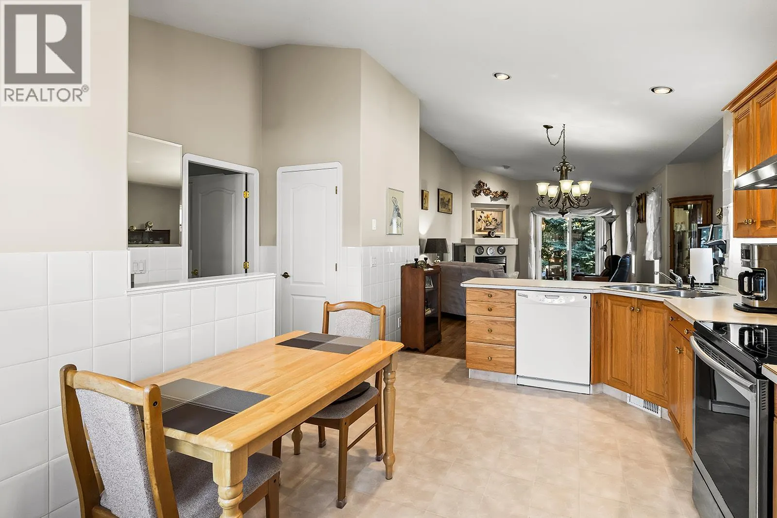 2250 Louie Drive Unit# 96