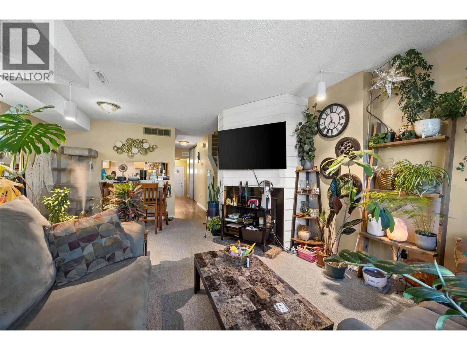 1750 SUMMIT Drive Unit# 13