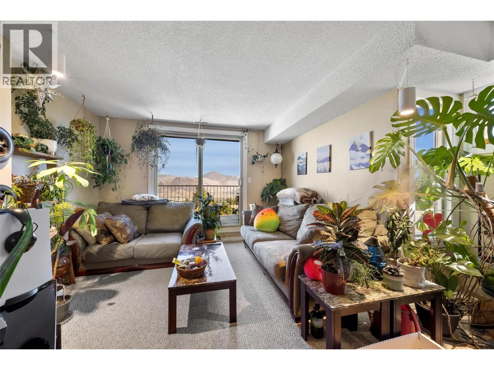 1750 SUMMIT Drive Unit# 13