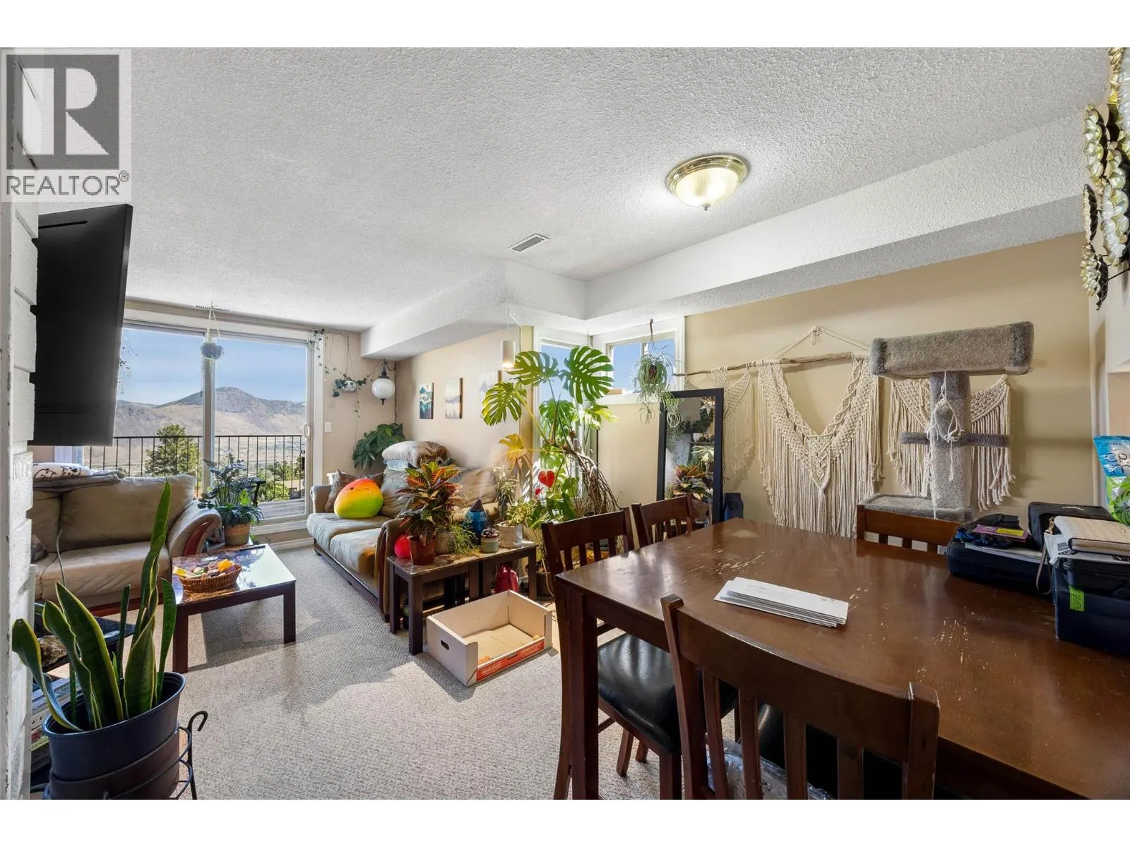 1750 SUMMIT Drive Unit# 13